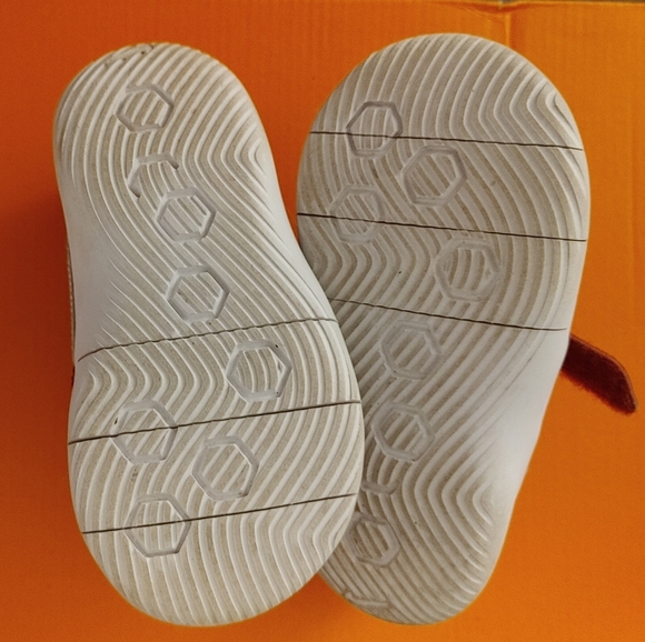 💢VGUC BOYS NIKE RUNNERS - Picture 8 of 15